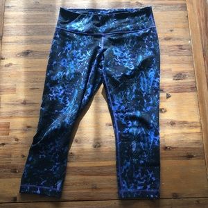 VGUC Lululemon crop leggings!!!